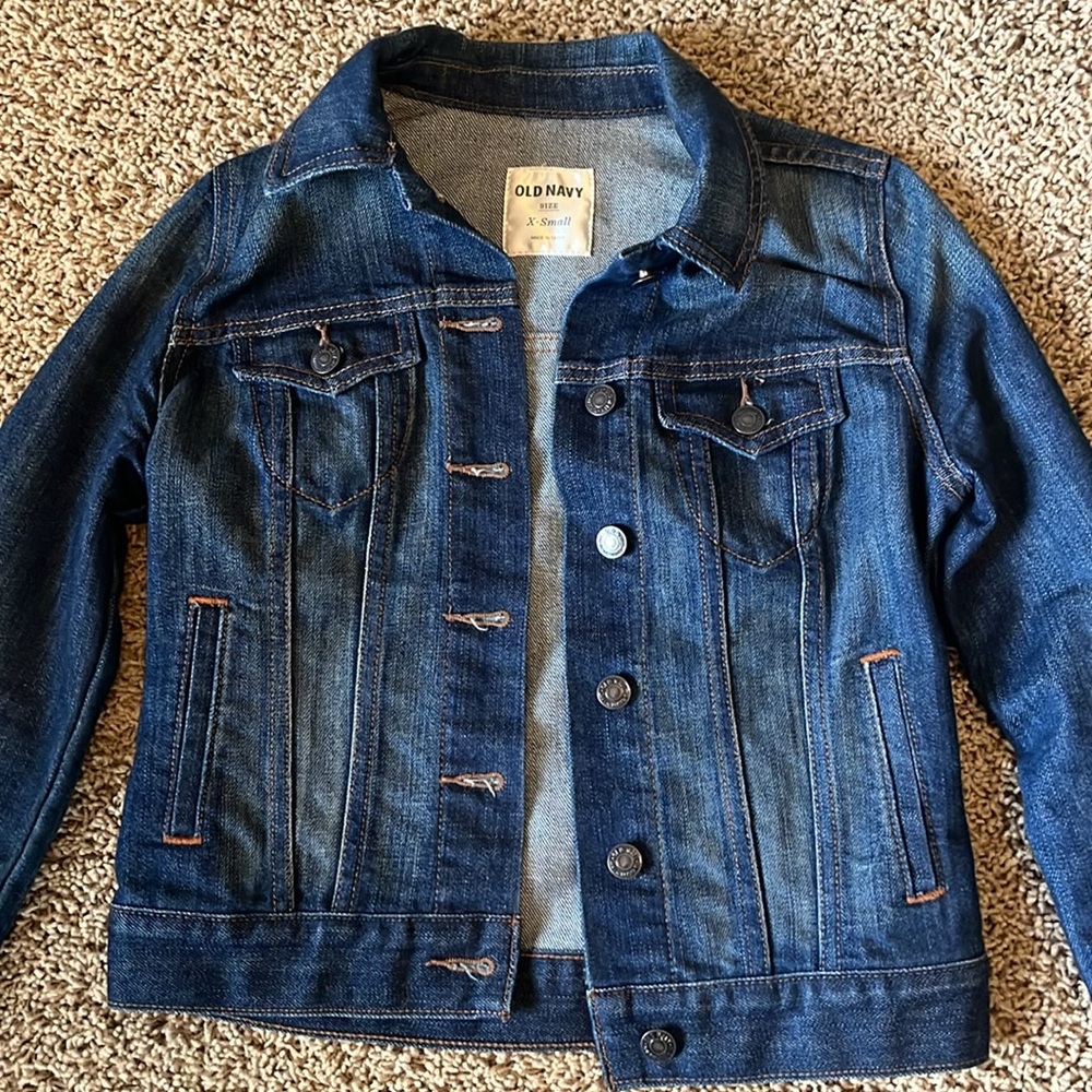 Old Navy Dark Wash Denim Jacket - Picture 2 of 4